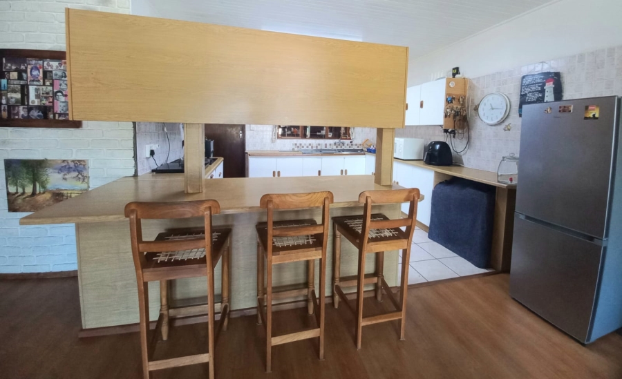 3 Bedroom Property for Sale in Dana Bay Western Cape